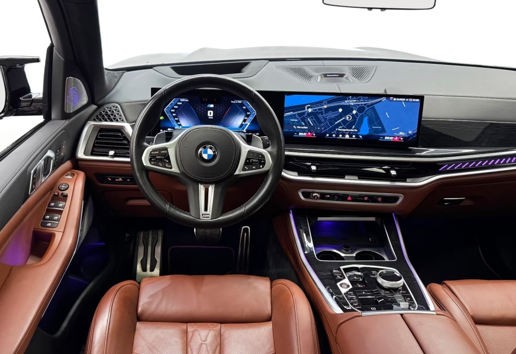 BMW X5 M60i - foto 18