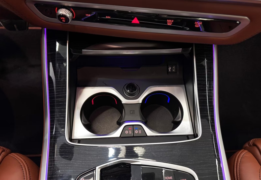 BMW X5 M60i - foto 26