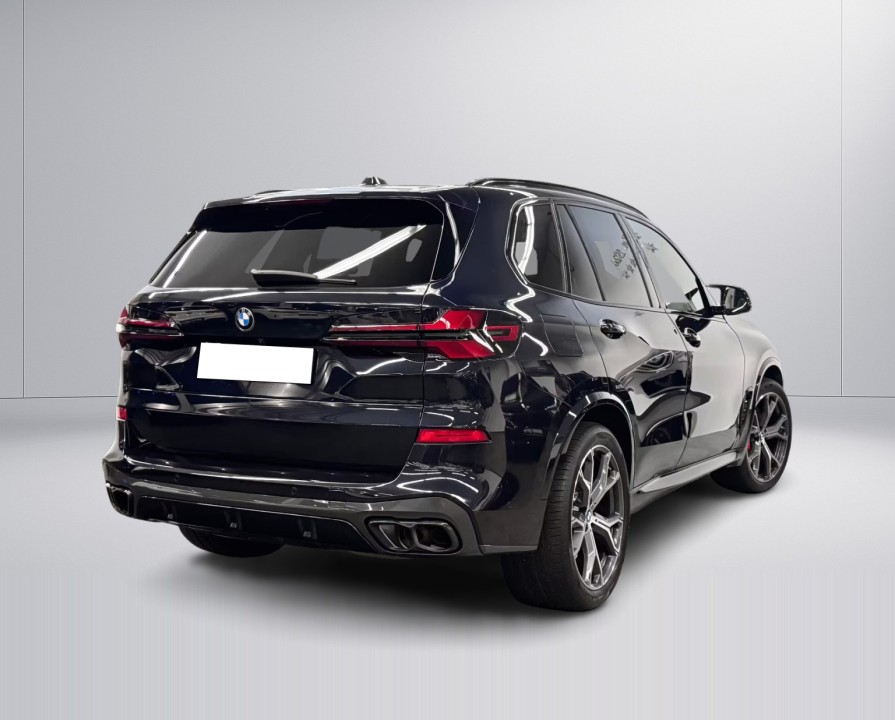BMW X5 M60i - foto 6