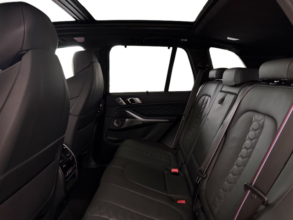 BMW X5 M Competition - foto 16