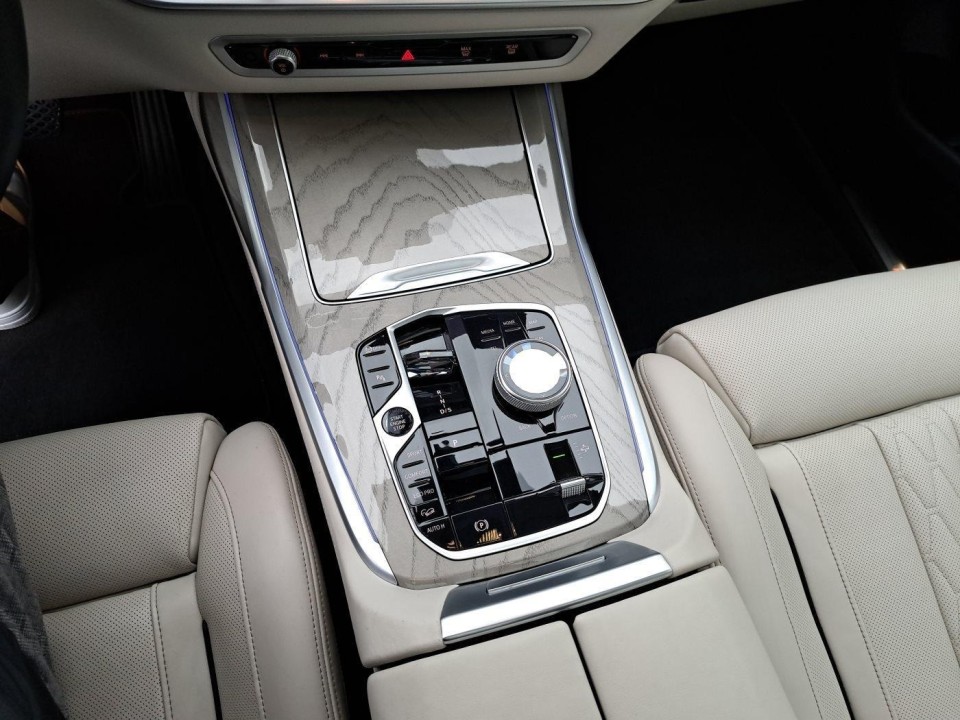 BMW X7 xDrive40d - foto 20