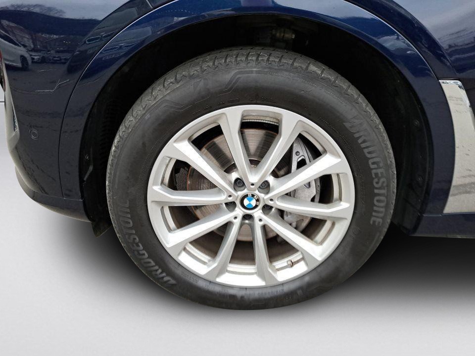 BMW X7 xDrive40d - foto 28