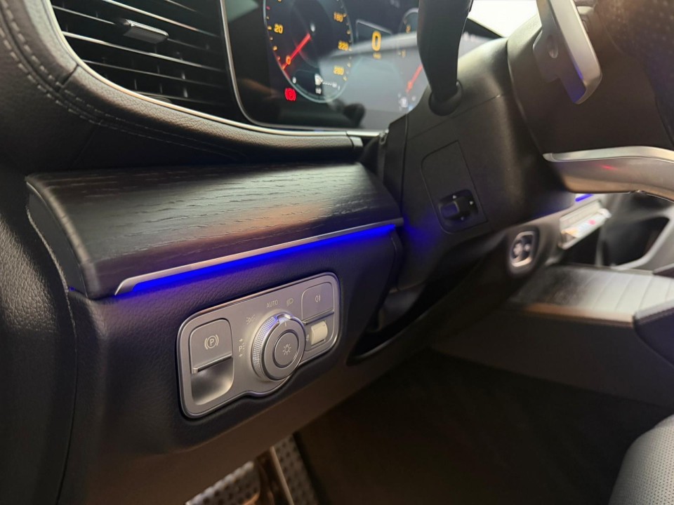 Mercedes-Benz GLS 400d 4MATIC AMG Line - foto 15
