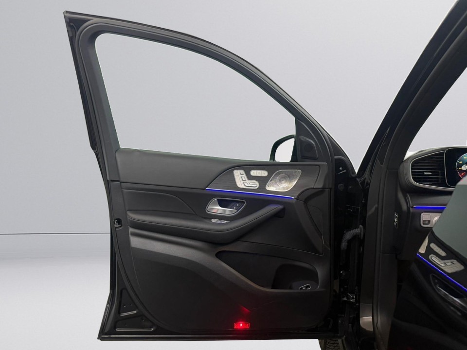 Mercedes-Benz GLS 400d 4MATIC AMG Line - foto 28