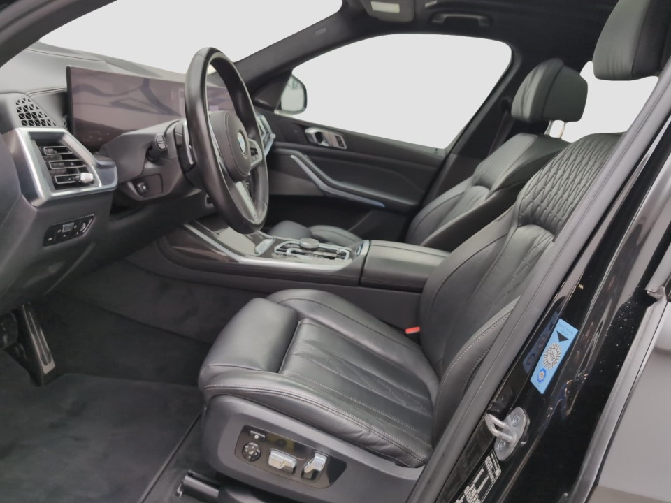 BMW X7 xDrive40d M-Sport (5)