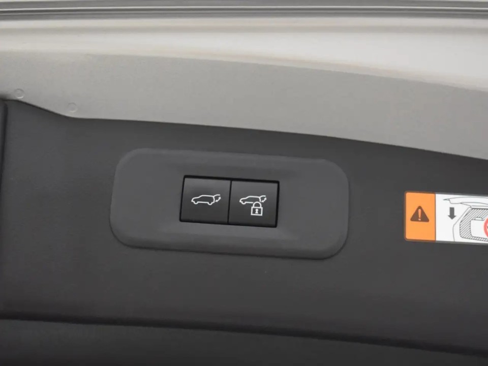 Lexus Seria NX 450h+ AWD - foto 24