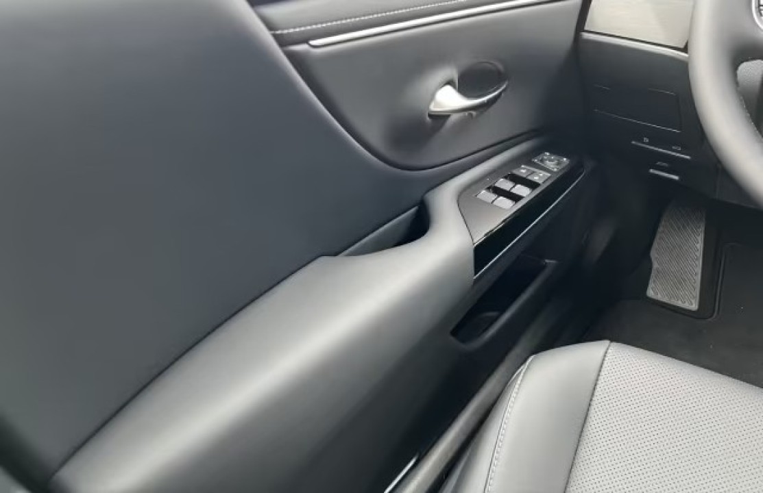 Lexus Seria ES 300h Business Line - foto 17