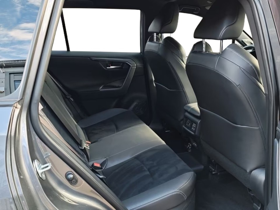 Toyota RAV4 PHEV GR-Sport - foto 18