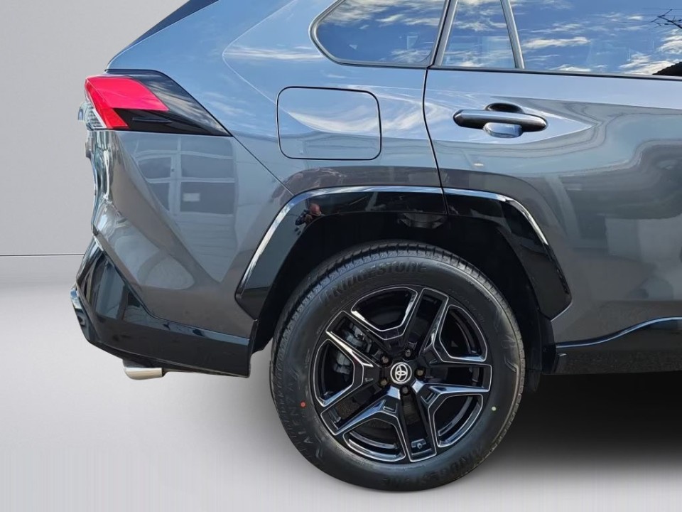 Toyota RAV4 PHEV GR-Sport - foto 30
