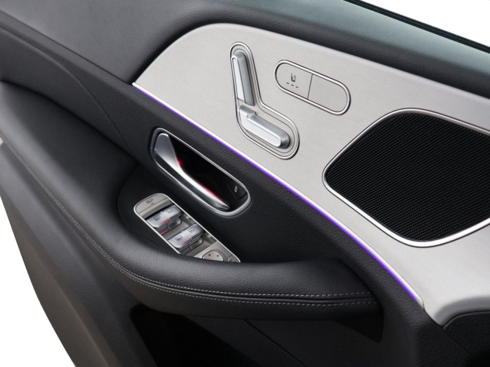 Mercedes-Benz GLE 350e 4MATIC AMG Line - foto 14