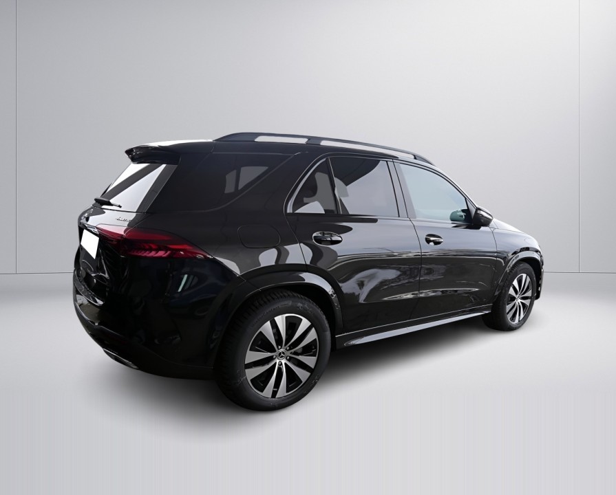 Mercedes-Benz GLE 350de 4MATIC (2)