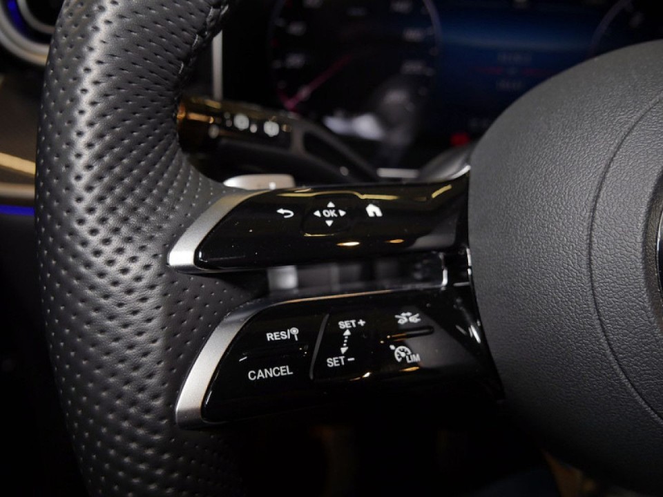 Mercedes-Benz GLC 220d 4MATIC AMG Line - foto 13