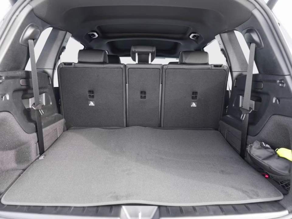 Mercedes-Benz GLB 200 AMG Line - foto 17