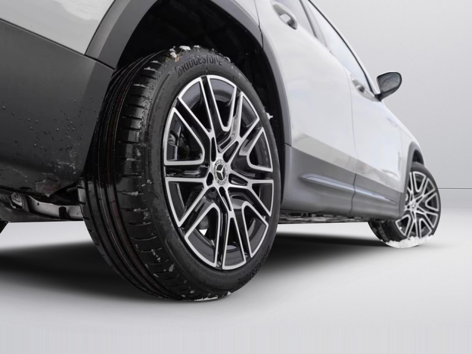 Mercedes-Benz GLB 200 AMG Line - foto 18