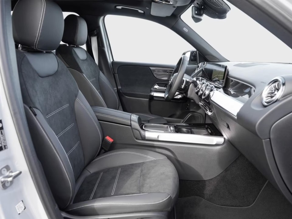 Mercedes-Benz GLB 200 AMG Line - foto 9