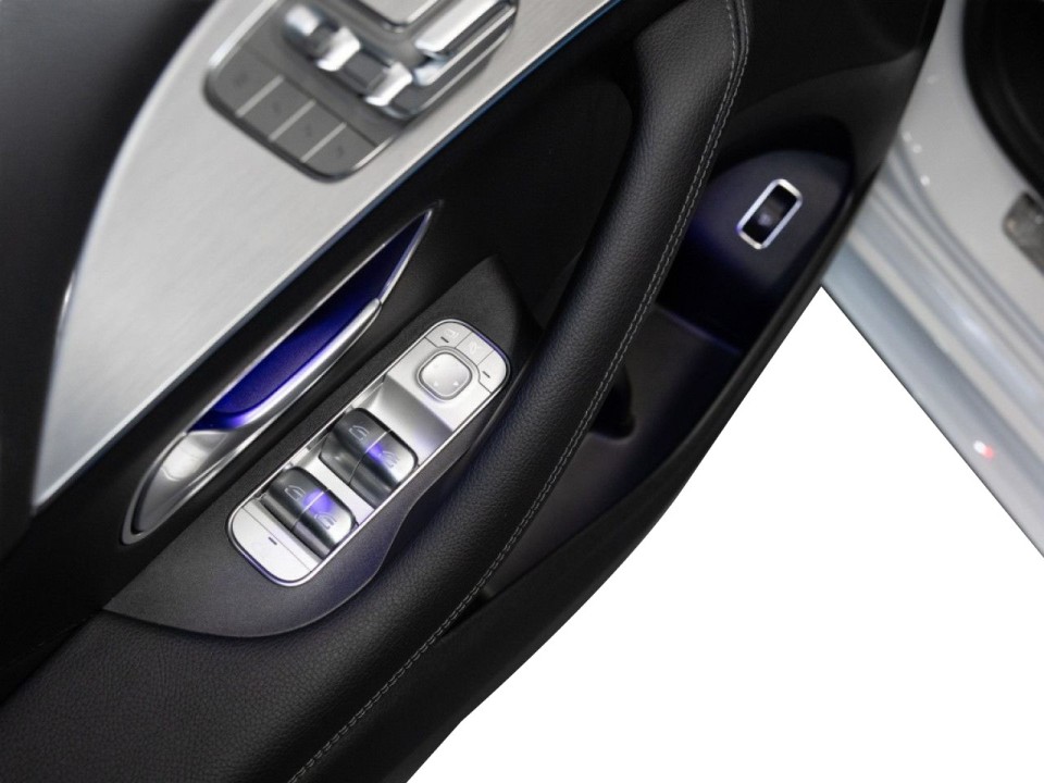 Mercedes-Benz GLE 300d 4MATIC AMG Line - foto 16