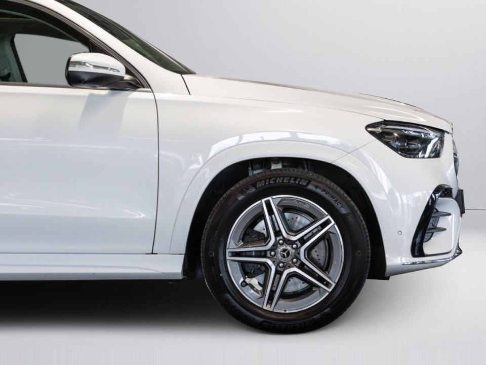 Mercedes-Benz GLE 300d 4MATIC AMG Line - foto 19