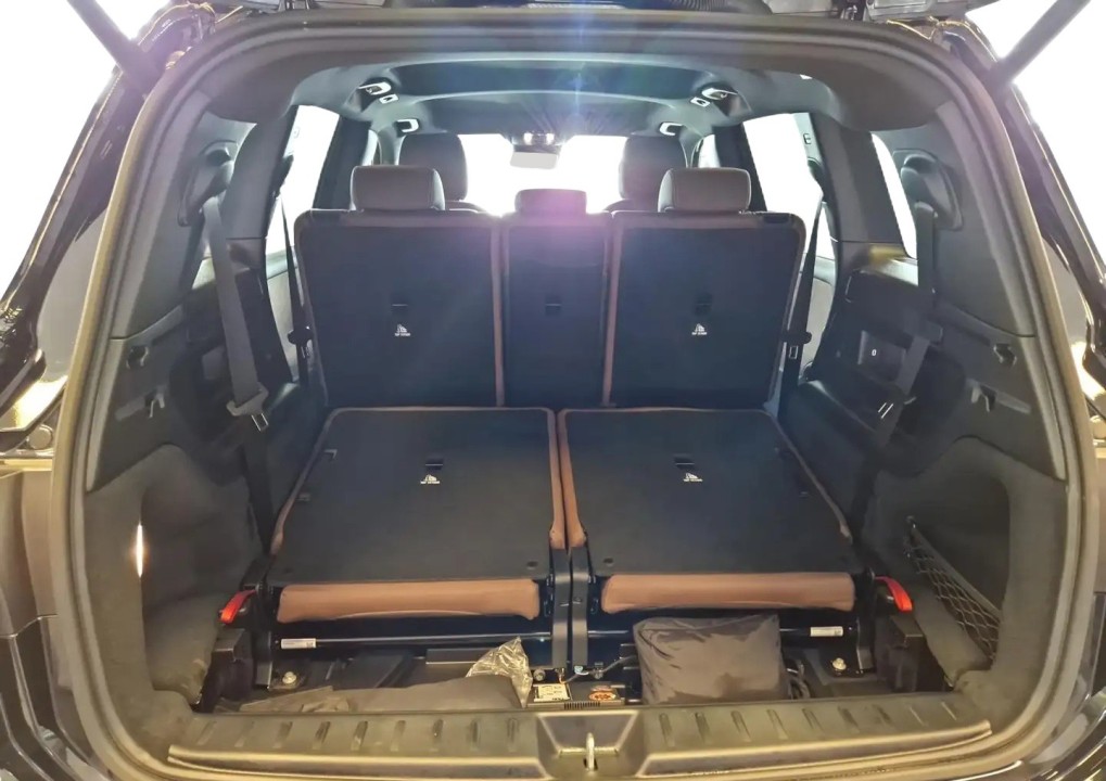 Mercedes-Benz GLB 200 AMG Line - foto 12