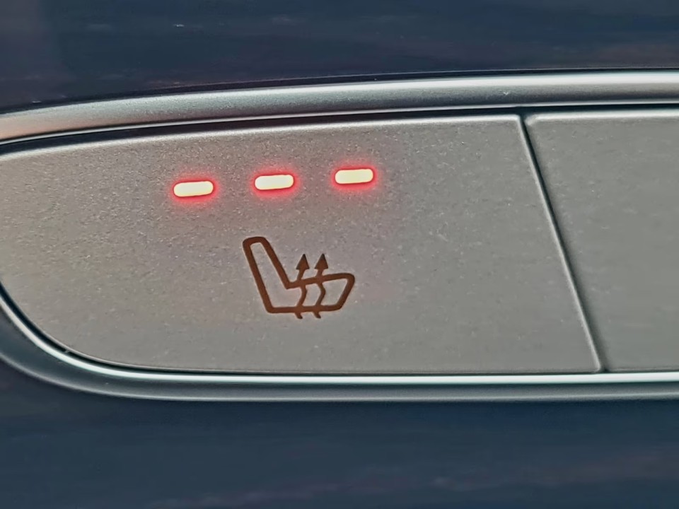 Mercedes-Benz GLC Coupé 300e 4MATIC - foto 35