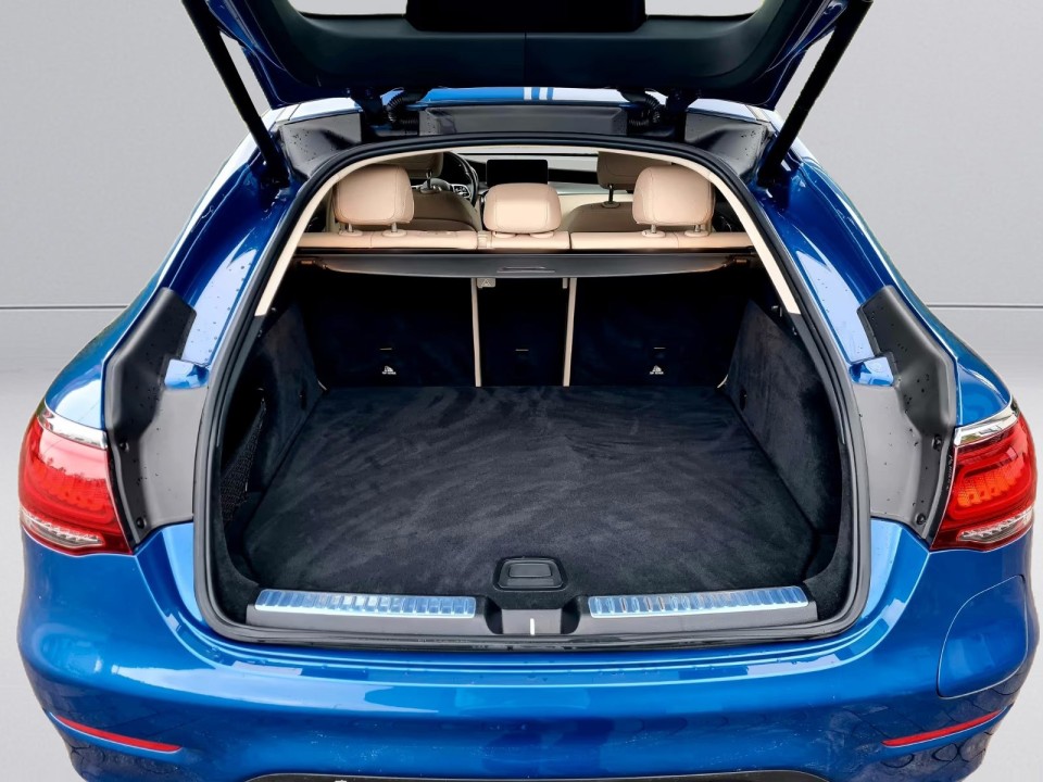 Mercedes-Benz GLC Coupé 300e 4MATIC - foto 37