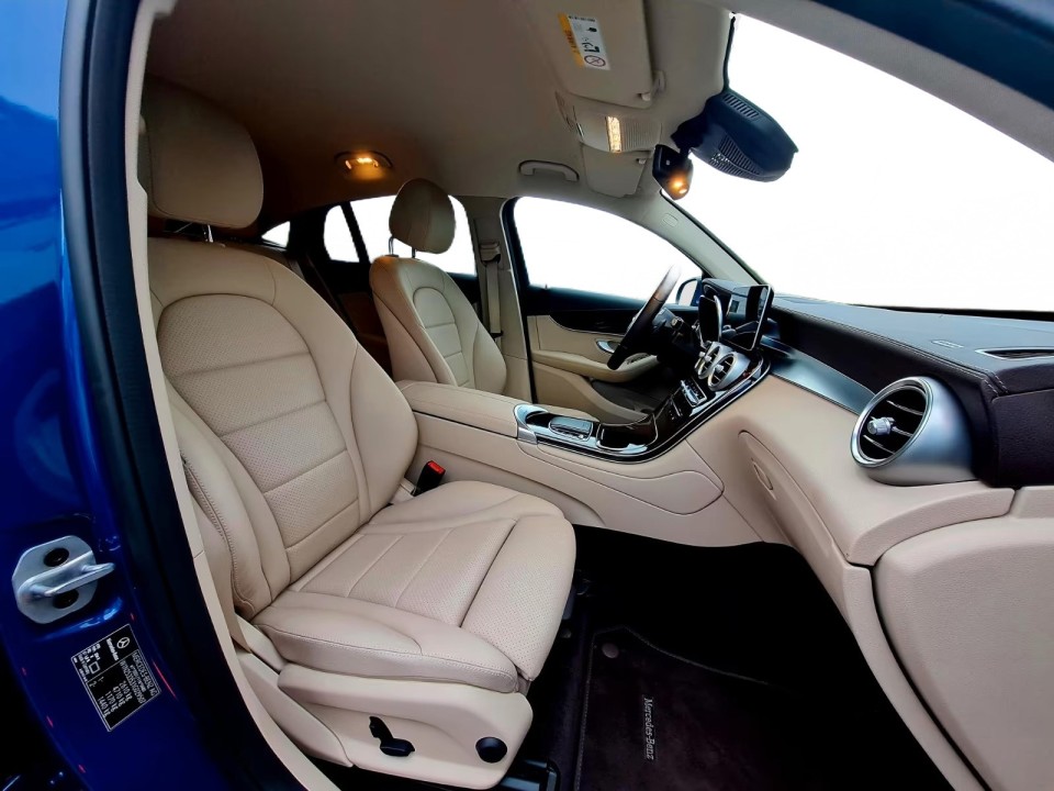Mercedes-Benz GLC Coupé 300e 4MATIC - foto 15