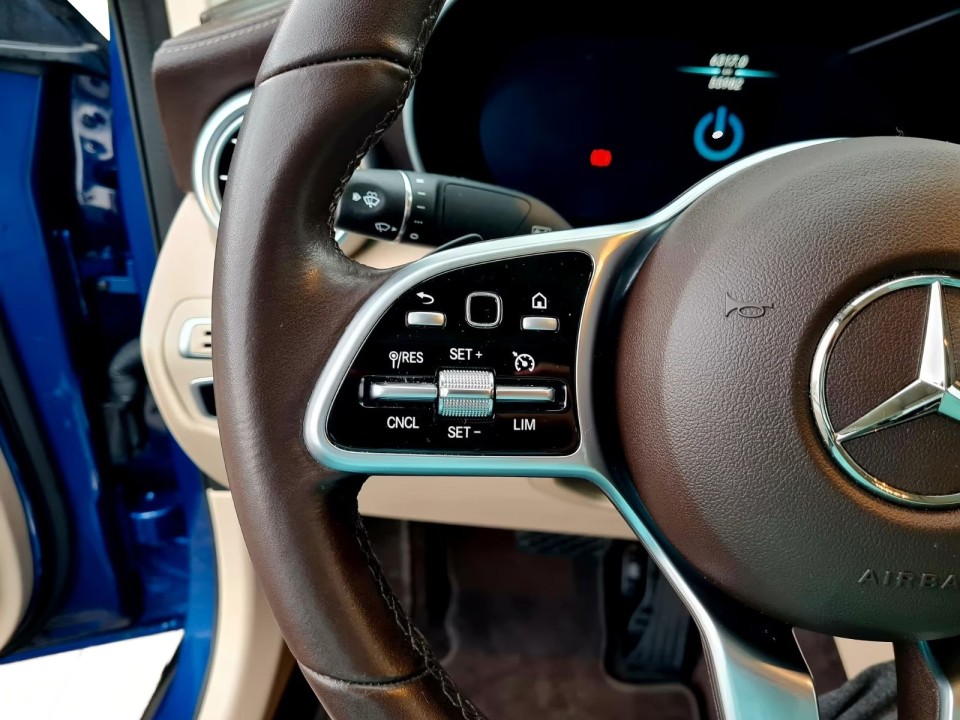 Mercedes-Benz GLC Coupé 300e 4MATIC - foto 16