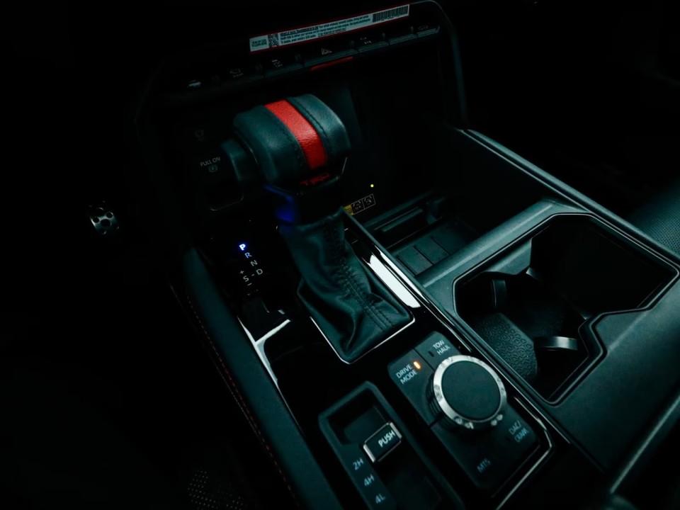 Toyota Tundra TRD PRO - foto 12