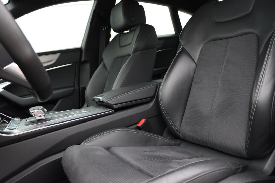 Audi A7 Sportback 50 TFSIe quattro S tronic Competition - foto 9