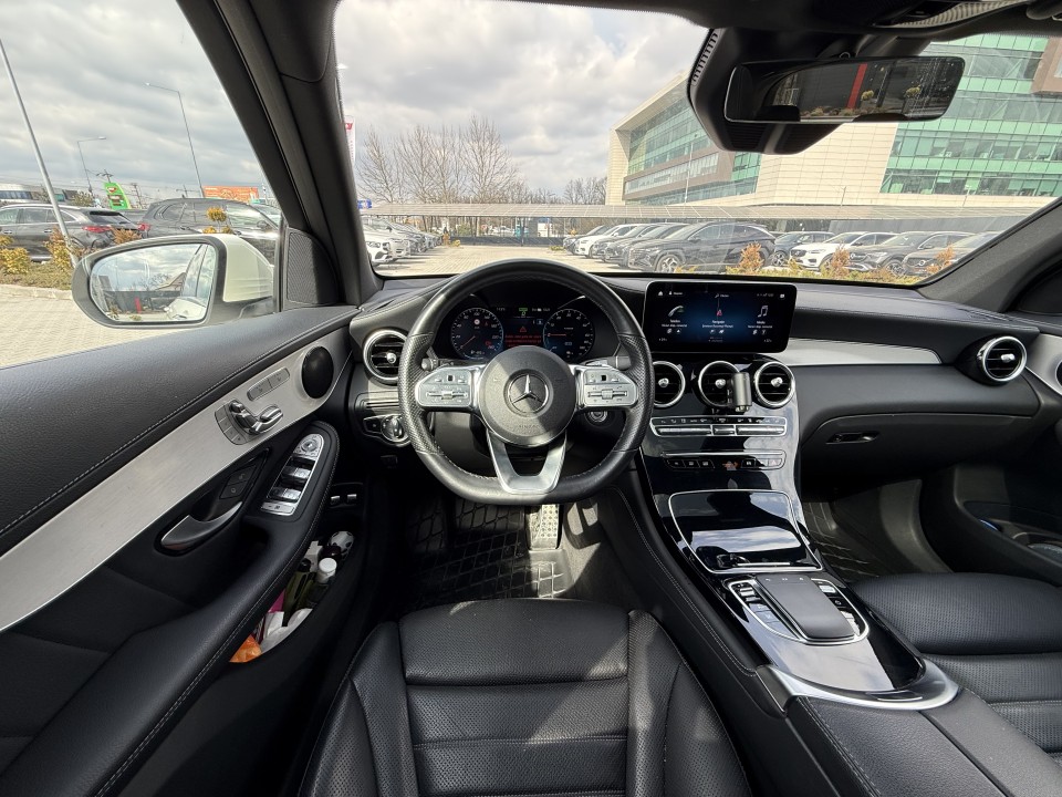 Mercedes-Benz GLC 300e 4MATIC AMG Line - foto 22