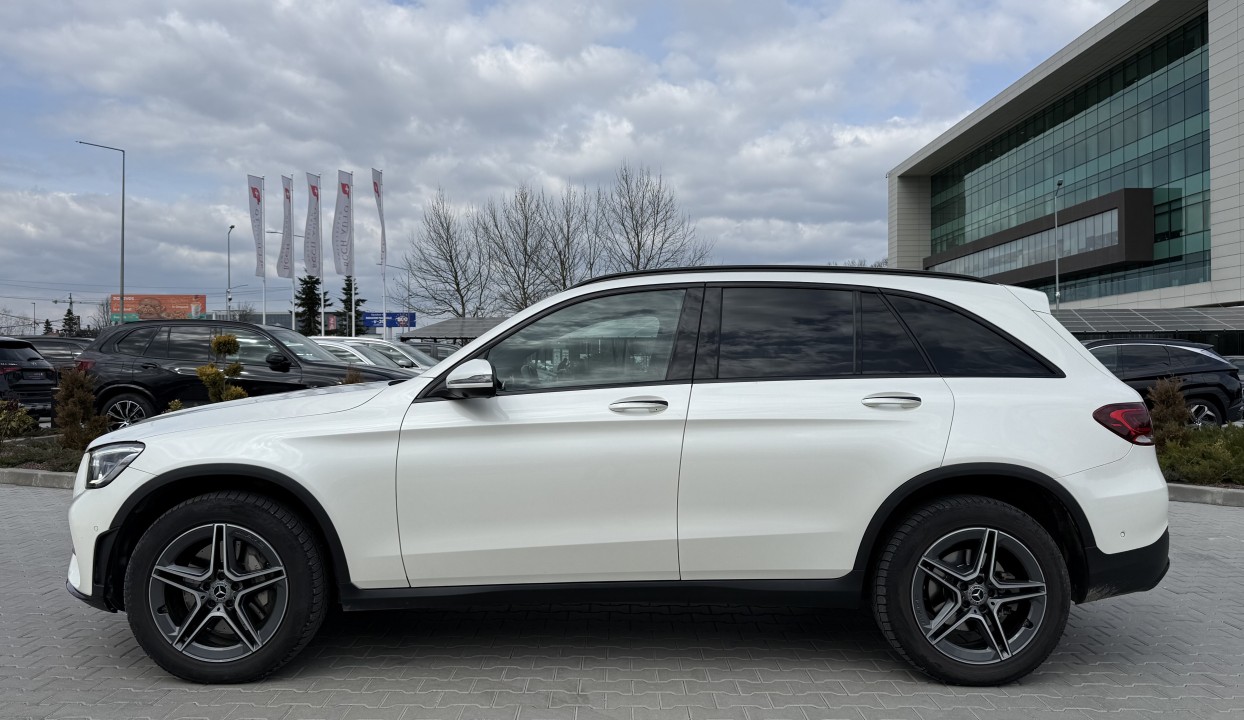 Mercedes-Benz GLC 300e 4MATIC AMG Line - foto 6