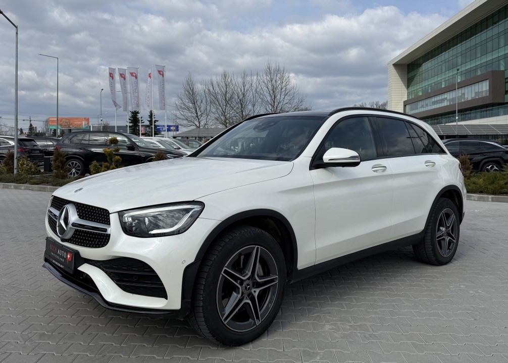 Mercedes-Benz GLC 300e 4MATIC AMG Line - foto 7