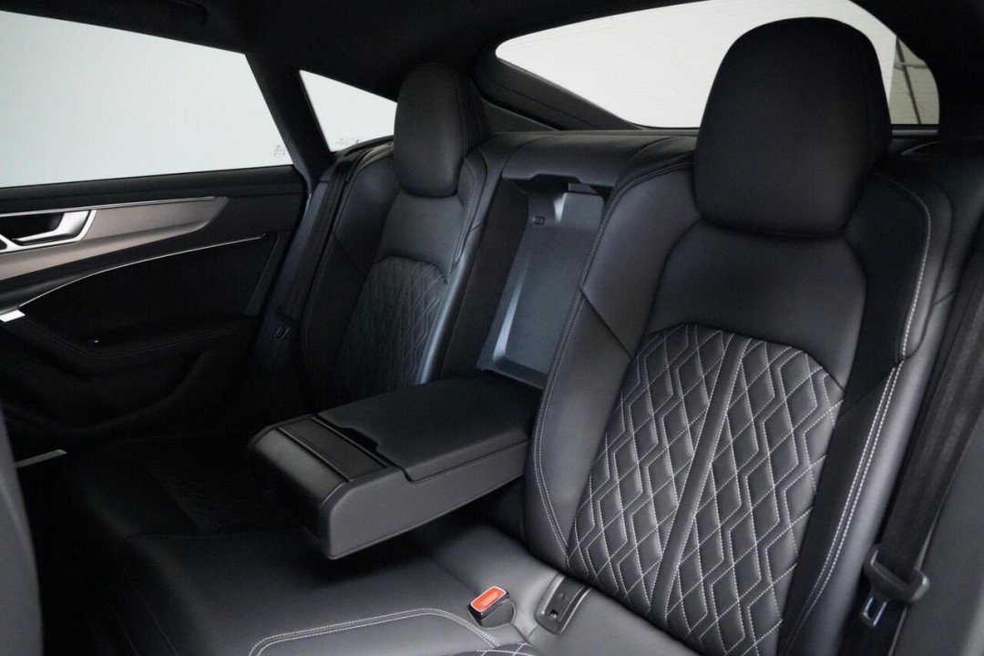 Audi A7 Sportback 55 TFSIe quattro S tronic Competition - foto 7