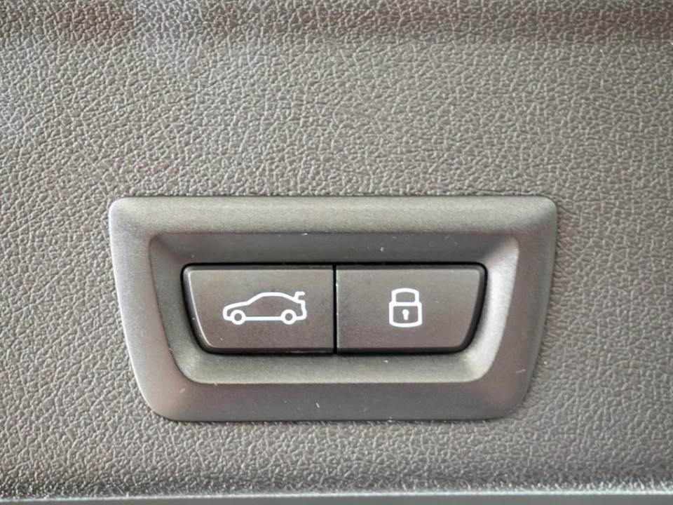 BMW X6 xDrive40d M-Sport - foto 20