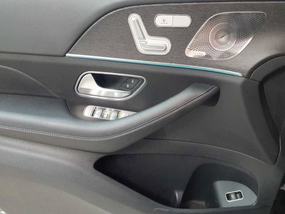 Mercedes-Benz GLE 350de 4MATIC AMG Line - foto 11