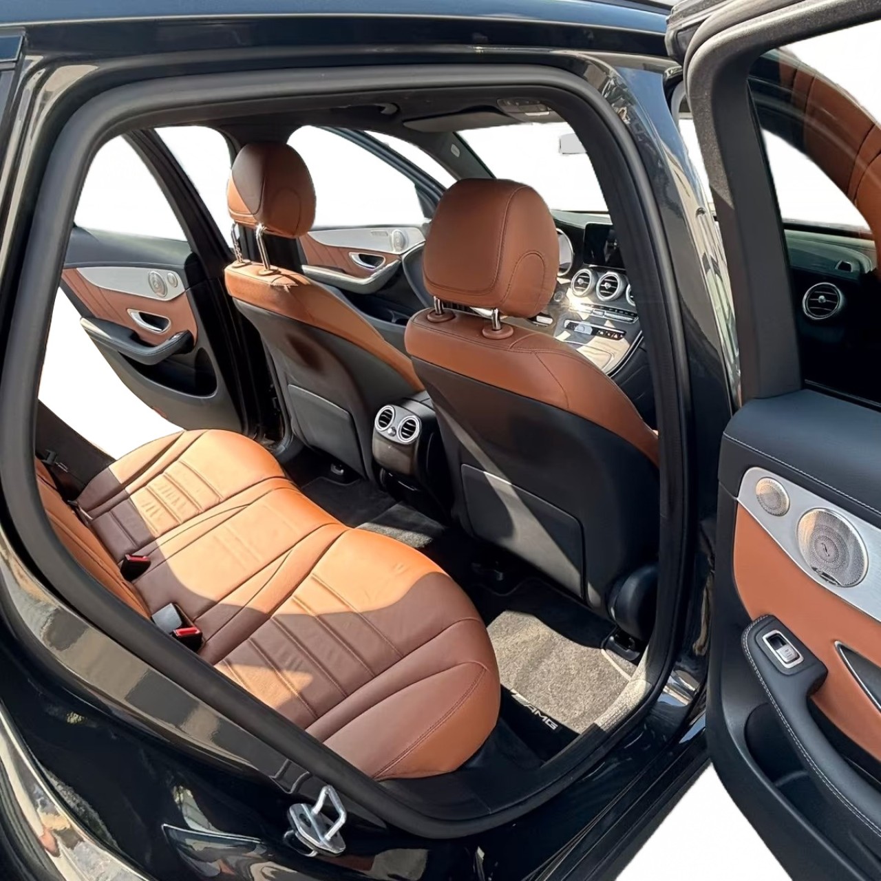 Mercedes-Benz GLC 300de 4MATIC - foto 24