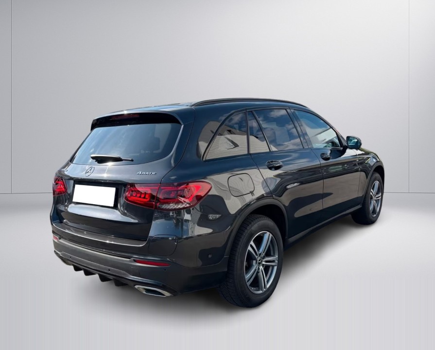 Mercedes-Benz GLC 300de 4MATIC (3)