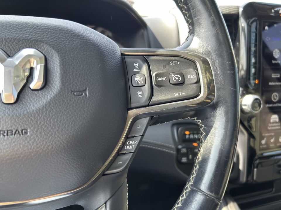 Dodge RAM 1500 Limited - foto 12