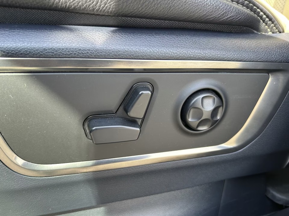 Dodge RAM 1500 Limited - foto 21