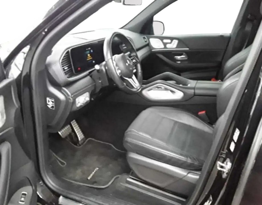 Mercedes-Benz GLS 400d 4MATIC AMG Line (5)