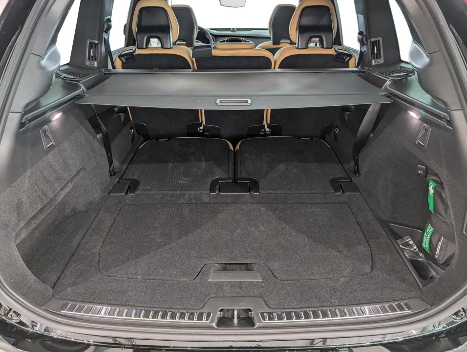 Volvo XC 90 T8 Recharge AWD Ultra Dark - foto 17