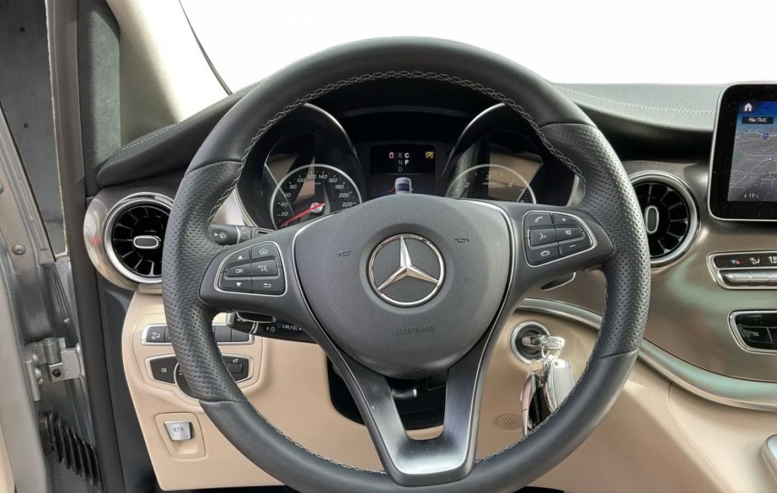 Mercedes-Benz V 300d 4MATIC Long Exclusive - foto 10