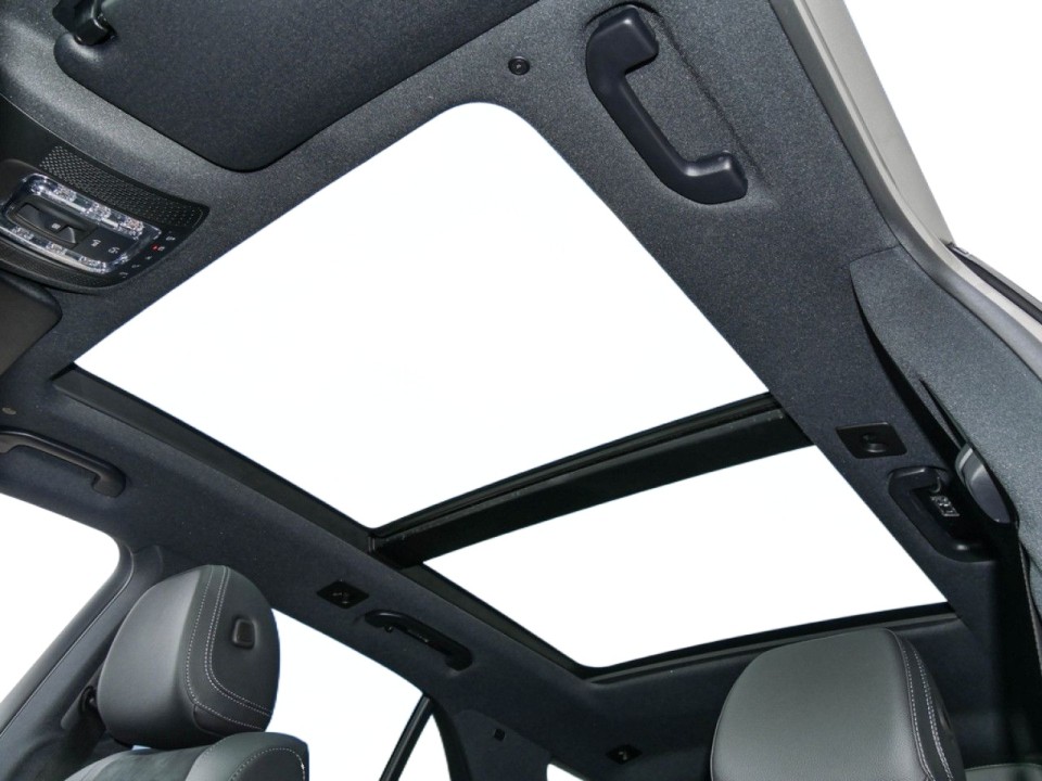 Mercedes-Benz GLE 350e 4MATIC AMG Line - foto 12