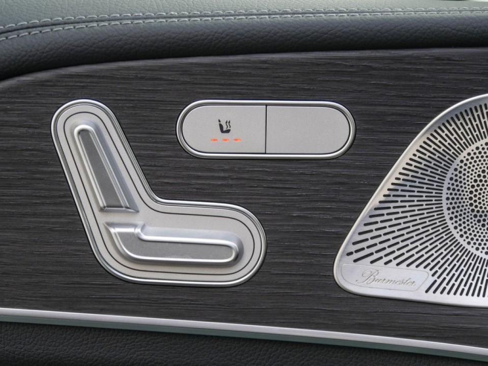 Mercedes-Benz GLE 350e 4MATIC AMG Line - foto 10