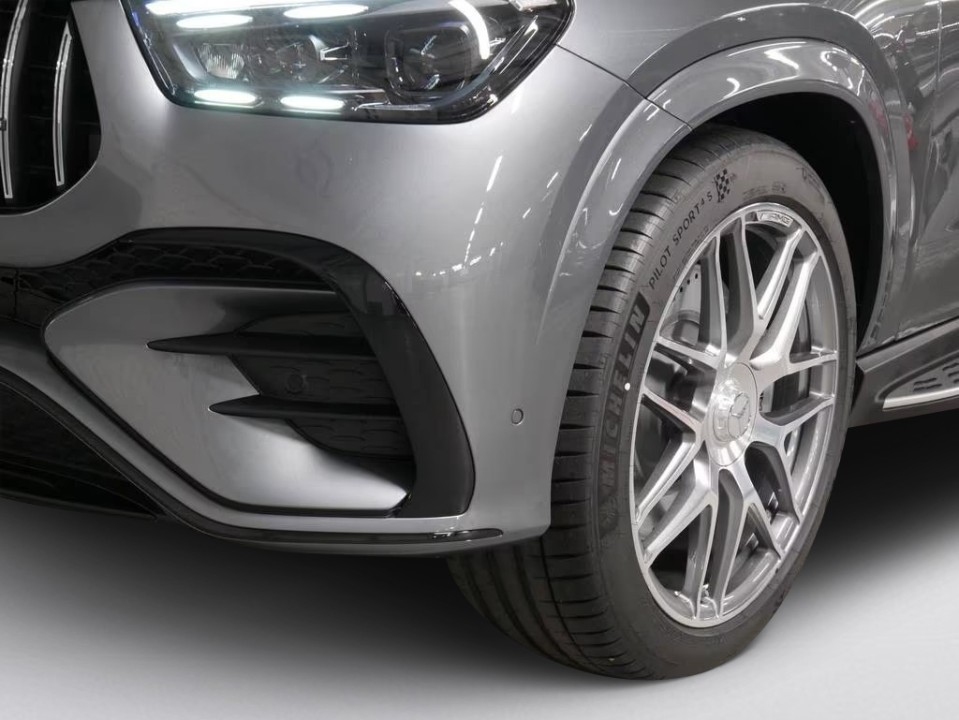 Mercedes-Benz GLE AMG 53 4MATIC+ - foto 14