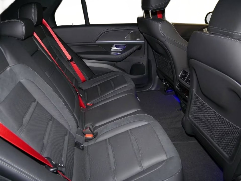 Mercedes-Benz GLE AMG 53 4MATIC+ - foto 12
