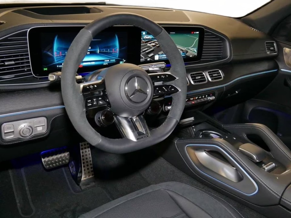 Mercedes-Benz GLE AMG 53 4MATIC+ - foto 6