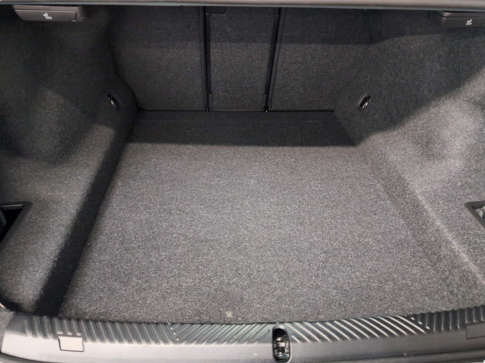 BMW Seria 5 520i M-Sport - foto 11