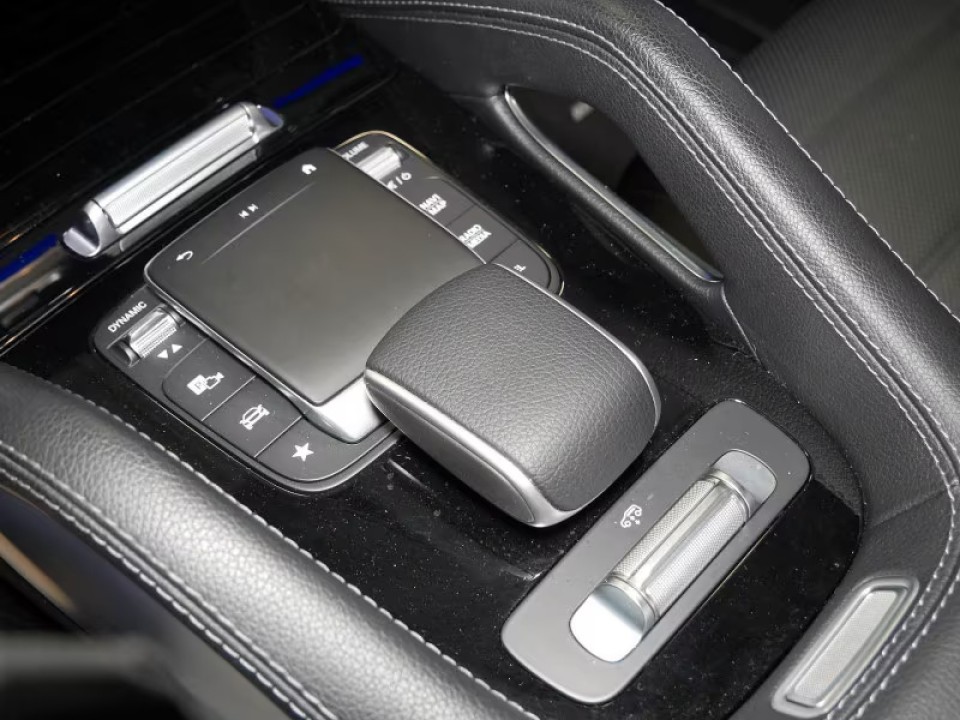 Mercedes-Benz GLS 350d 4MATIC AMG Line - foto 13