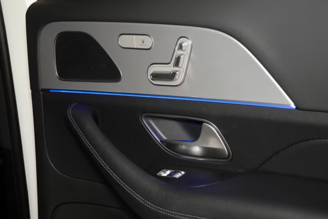 Mercedes-Benz GLS 350d 4MATIC AMG Line - foto 14