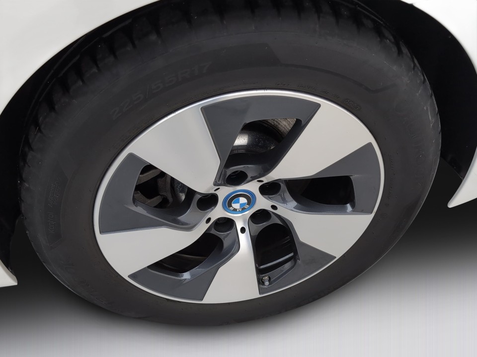 BMW Seria 5 530e xDrive - foto 13